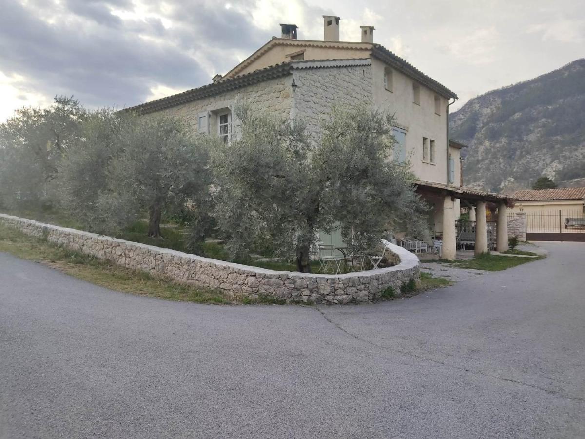 Massacan * Entrevaux